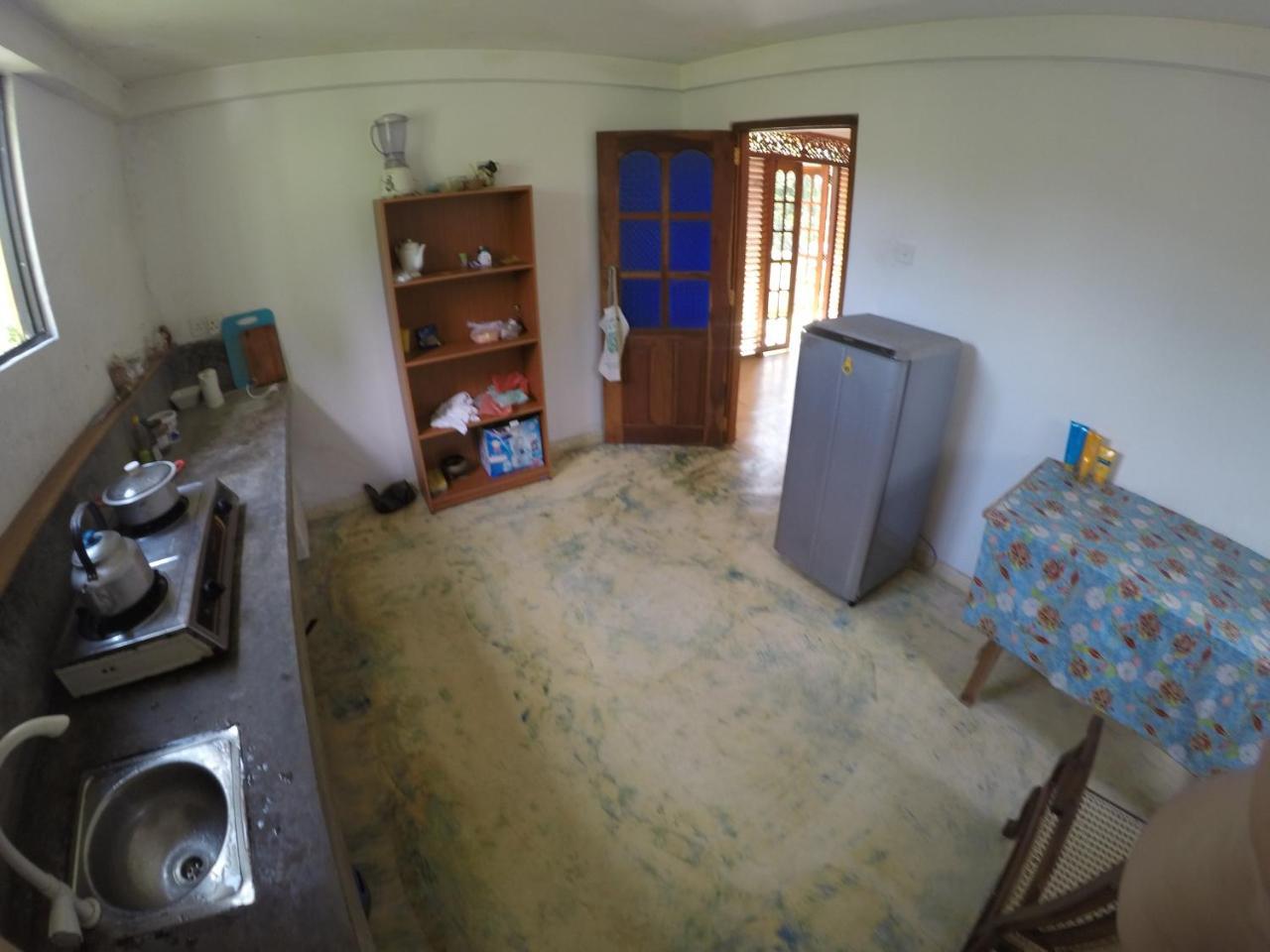 Yellowappartments Hikkaduwa Buitenkant foto