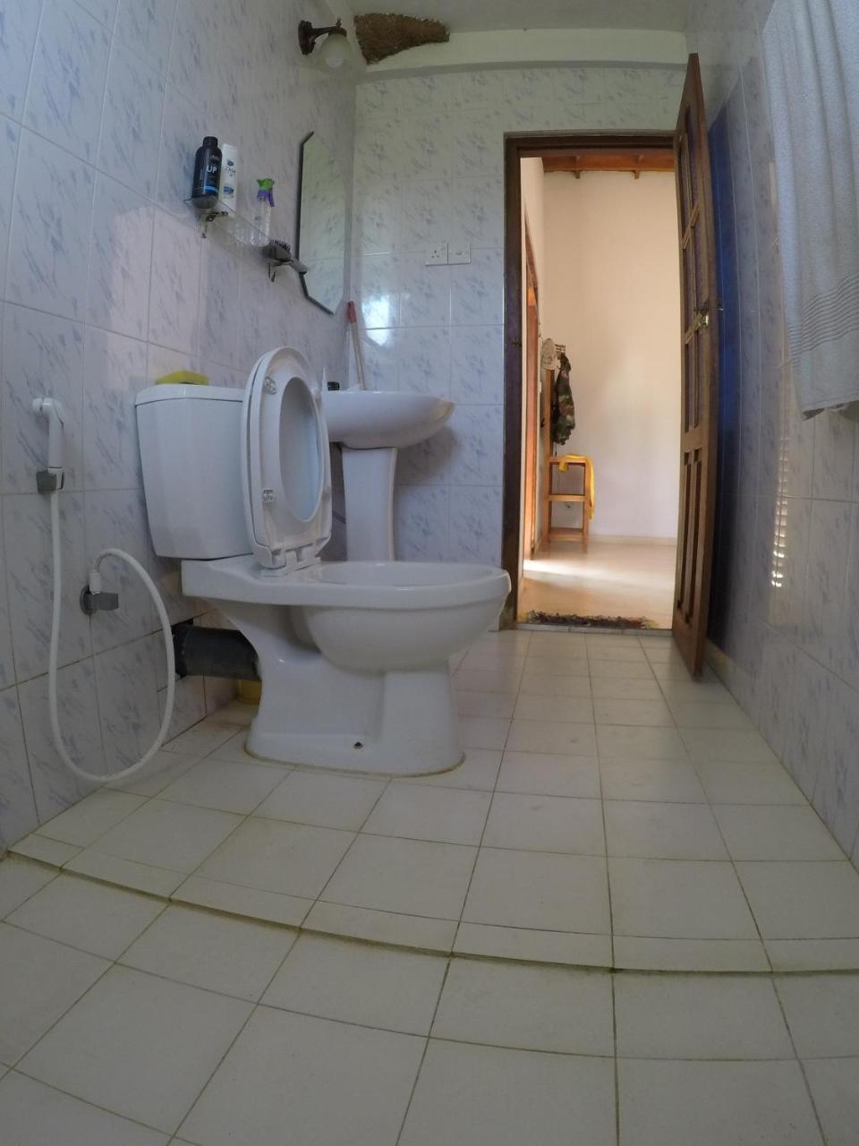 Yellowappartments Hikkaduwa Buitenkant foto